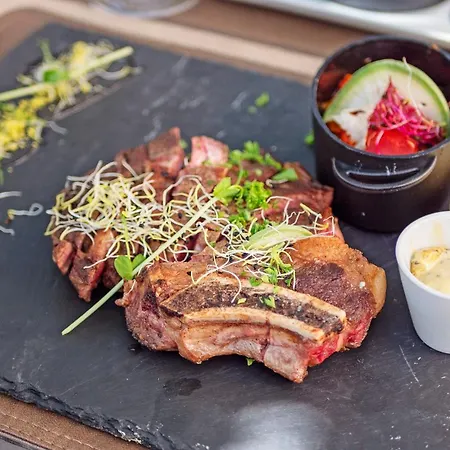 Les Tourelles Hotel 3*