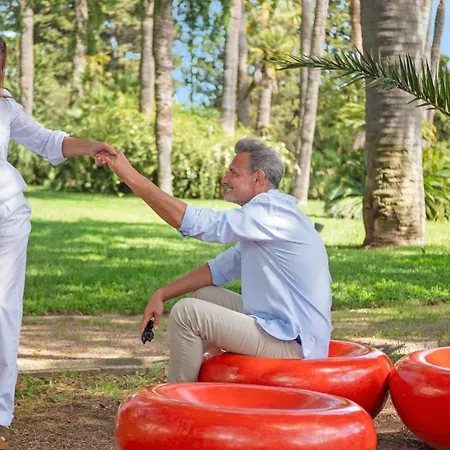 Les Tourelles Hotel 3*