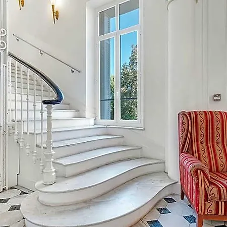 Hotel Les Tourelles