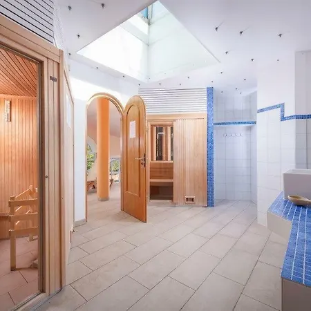 Hotel Les Tourelles Sainte-Maxime